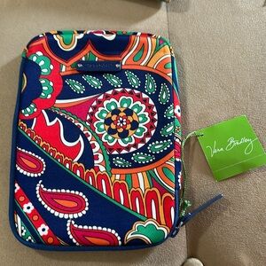 NWT Vera Bradley Neoprene Medium Tablet Sleeve Venetian Paisley